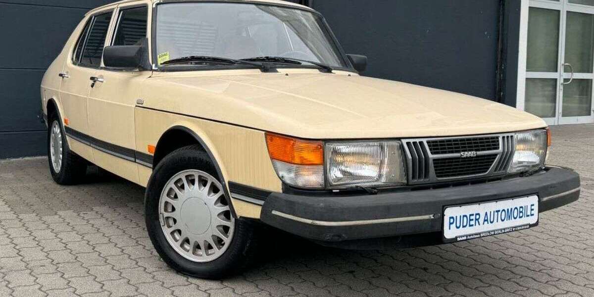 Saab 900 224.000 km 2.990 &euro; Berlin 12435