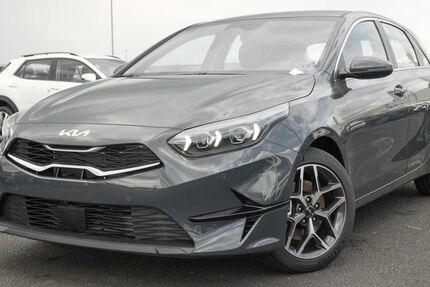 Kia ceed / Ceed 2.990 km 27.199 &euro; Aschaffenburg 63741