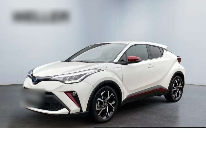 Toyota C-HR 30.000 km 22.920 € Grünwald 82031