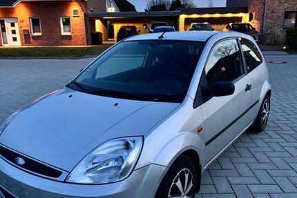 Ford Fiesta 206.000 km 1.000 &euro; Barmstedt 25355