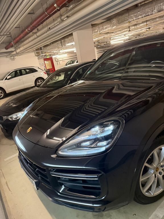 Porsche Cayenne 88.500 km 65.780 € München 81825