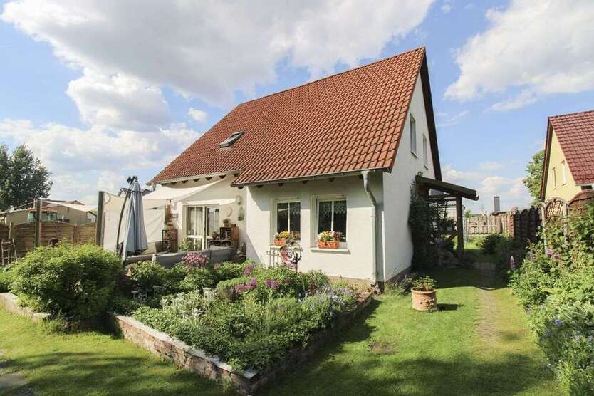 Haus zum Kaufen in FürstenwaldeSpree 399.000 € 99.79 m²