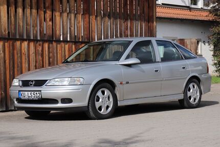 Opel Vectra 102.000 km 600 &euro; Kulmbach 95326