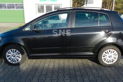 VW Golf 211.942 km 3.990 &euro; Fürstenwalde 15517