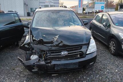 Kia Carnival 207.000 km 890 &euro; Petersberg 36100