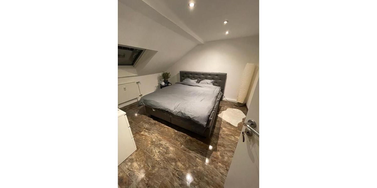 Dachgeschoßwohnung Bochum Werne - 3 Zimmer, 92 m&sup2;, 250.000&euro; | Angebot:26613101
