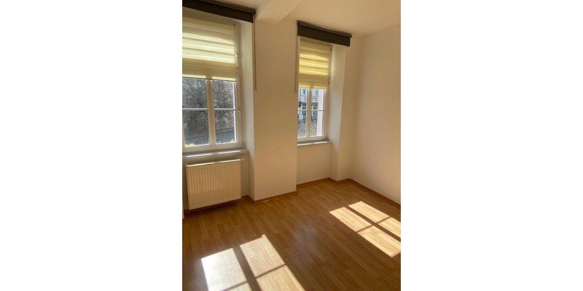 Etagenwohnung Bad Lobenstein - 2 Zimmer, 67 m&sup2;, 364&euro; | Angebot:26335836