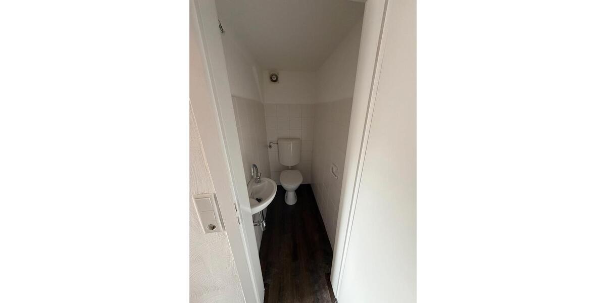 Einfamilienhaus Lauterbach (Hessen) - 6 Zimmer, 84 m&sup2;, 800&euro; | Angebot:26400654