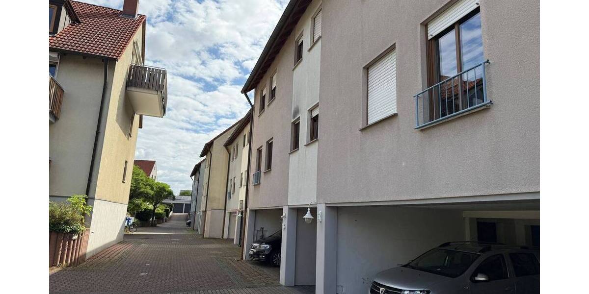 Etagenwohnung Kitzingen - 3 Zimmer, 79 m&sup2;, 249.000&euro; | Angebot:26362606