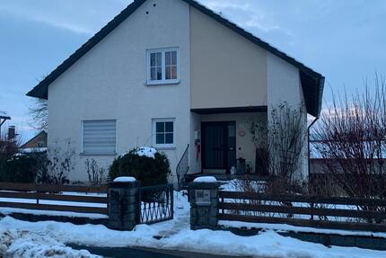 Haus Oberviechtach - 8 Zimmer, 150 m&sup2;, 290.000&euro; | Angebot:27019943