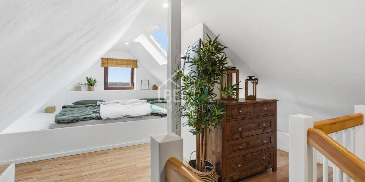 Reihenmittelhaus Waiblingen Neustadt - 4 Zimmer, 135 m&sup2;, 595.000&euro; | Angebot:26242328