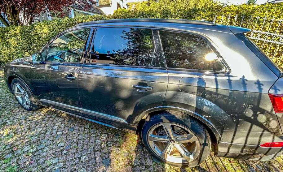 Audi Q7 64.700 km 43.500 € Hamburg 22143