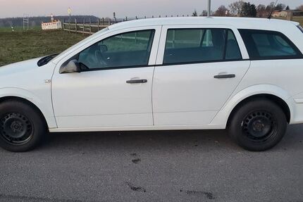 Opel Astra 137.000 km 2.950 &euro; Gröst 06632
