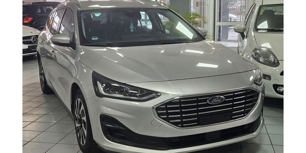 Ford Focus 128.000 km 13.900 &euro; Limburg an der Lahn 65556