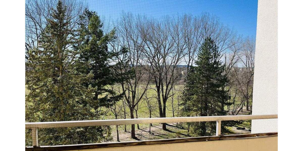 Etagenwohnung Puchheim Bahnhof - 3 Zimmer, 84 m&sup2;, 412.000&euro; | Angebot:25648099