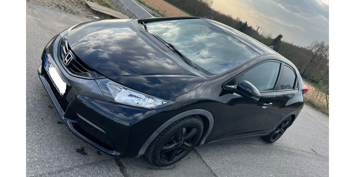 Honda Civic 102.446 km 8.300 &euro; Wülfrath 42489
