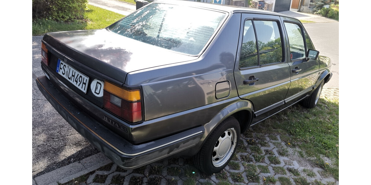 VW Jetta,1986,Diesel,Automatik 54 PS 160.000 km 5.880 € Attenkirchen 85395