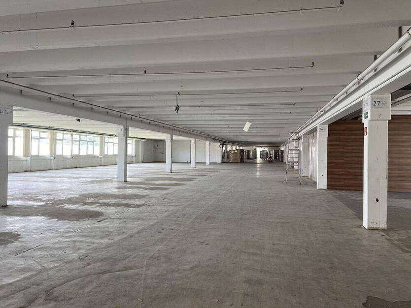 Lagerhalle in Lübbecke an der B65 ab sofort zu vermieten