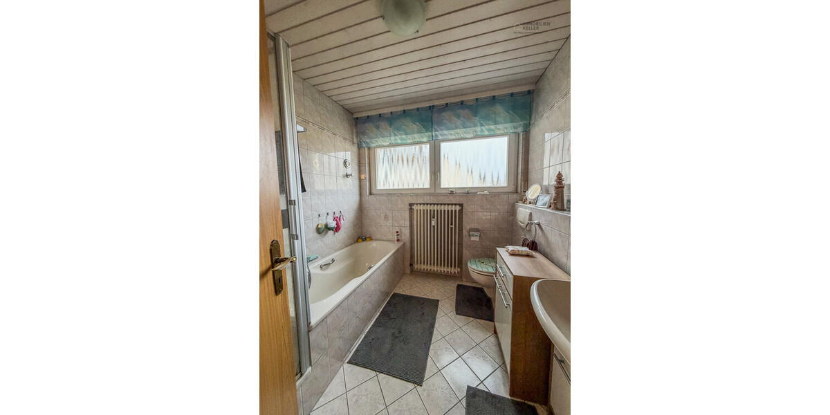 Große 4,5 Zimmer Wohnung in zentraler lage - Etagenwohnung Bad Wildbad Calmbach | Angebot:25291138