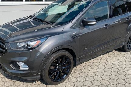 Ford Kuga 80.490 km 15.890 &euro; Neumarkt 92318