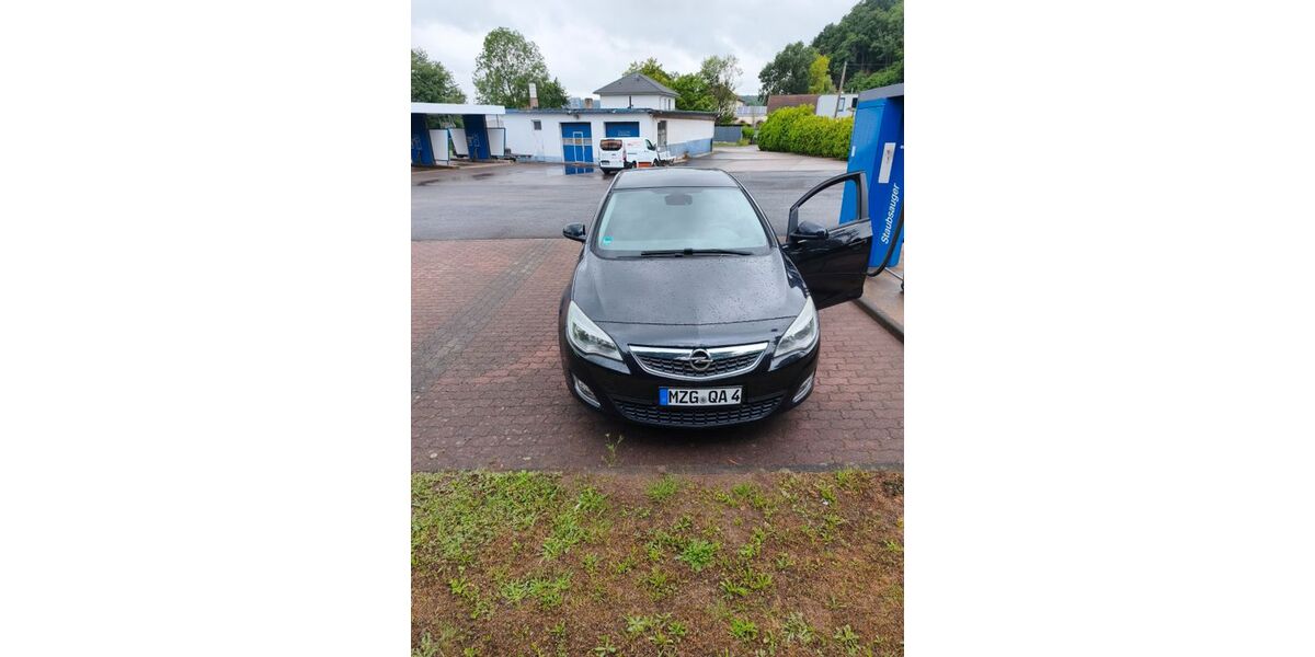 Opel Astra 109.000 km 5.990 &euro; Beckingen 66701
