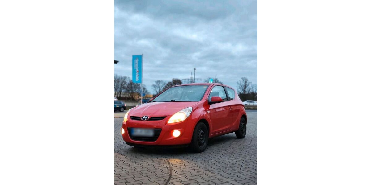 Hyundai i20 190.000 km 1.800 &euro; Celle 29229