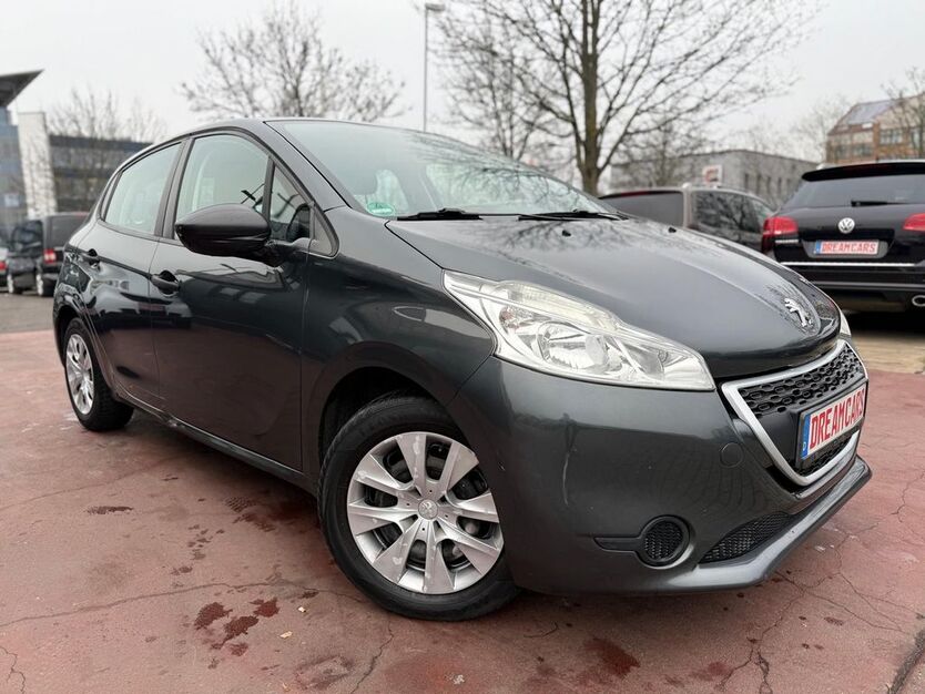 Peugeot 208 133.000 km 3.790 € berlin 12681