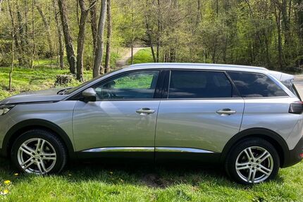 Peugeot 5008 113.030 km 16.100 &euro; Königstein 61462