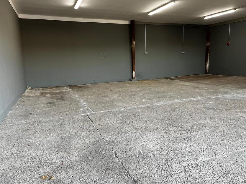 Lagerhalle mit Stapler befahrbar zimmer