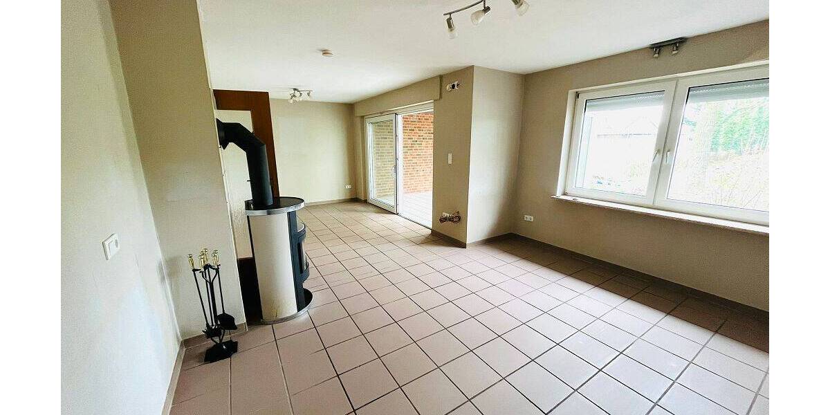 gepflegte Doppelhaushälfte mit großer Terrasse und schönem Garten - perfekt für eine größere Familie 7 zimmer