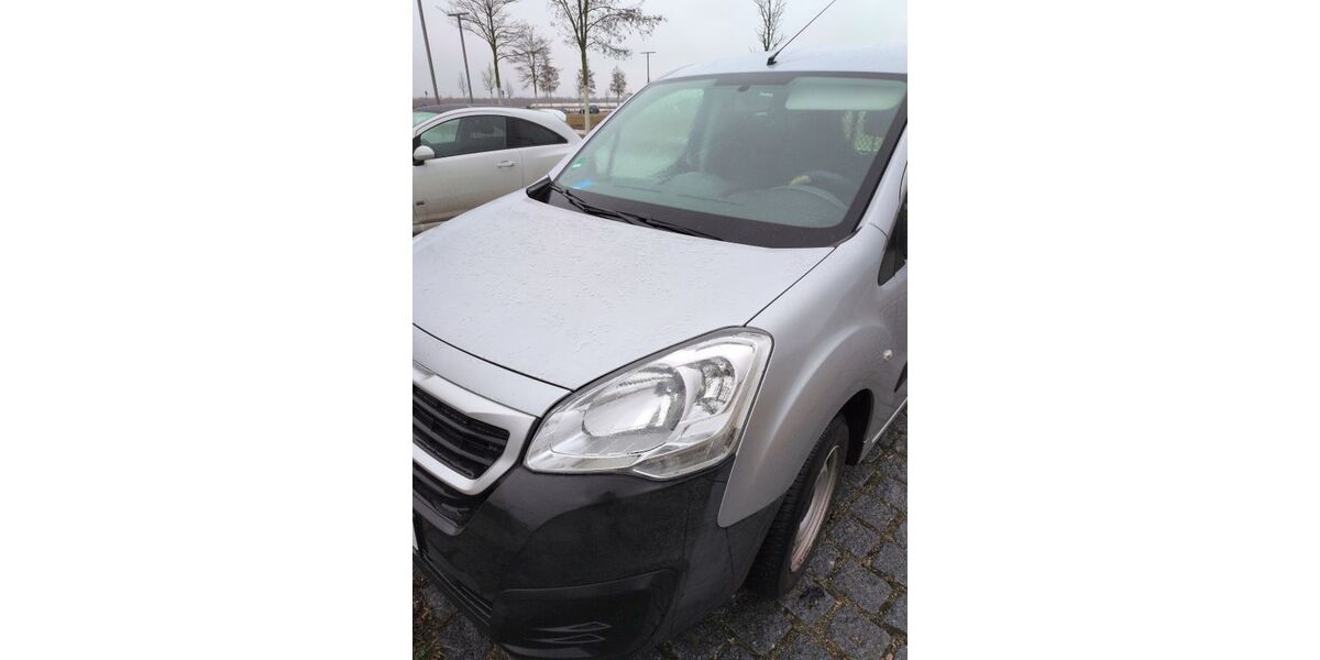 Peugeot Partner 131.000 km 7.900 &euro; Augsburg 86199