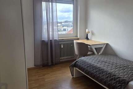 Zimmer Landau Kernstadt - 390&euro; | Angebot:26071567