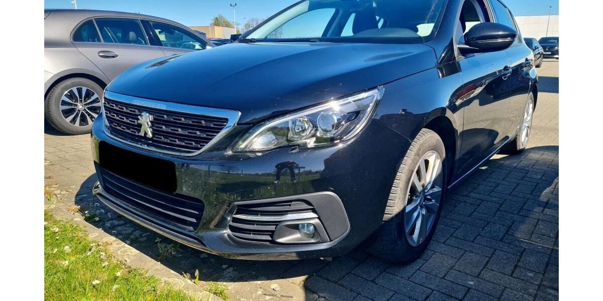 Peugeot 308 155.000 km 9.877 &euro; Kelkheim 65779