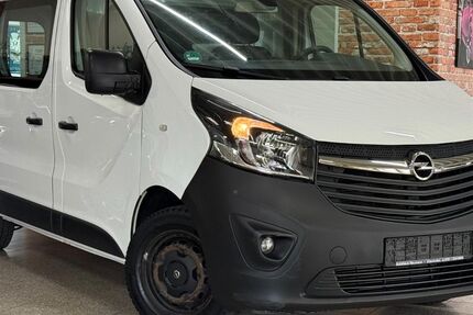 Opel Vivaro 107.000 km 10.980 &euro; Uttenhofen bei Schwäbisch Hall 74538