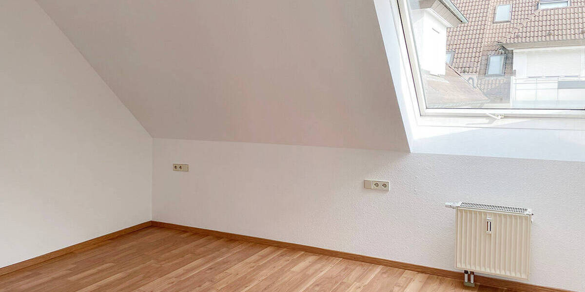 Etagenwohnung Renningen - 3 Zimmer, 74 m&sup2;, 1.100&euro; | Angebot:26190932