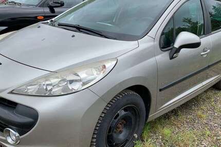 Peugeot 207 160.484 km 999 &euro; Mechernich Kommern 53894