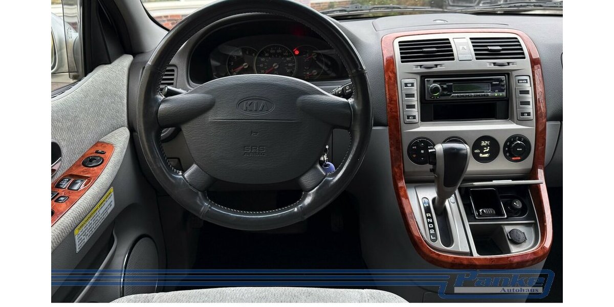 Kia Carnival 2.9 CRDi EX Aut.*6Sitz*Export*Pano*SHZ* 208.364 km 3.000 &euro; Berlin 13187