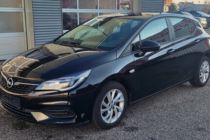 Opel Astra 1.5 D Edition Klimaautomatik NAVI LED 52.000 km 14.499 &euro; Landau 76829