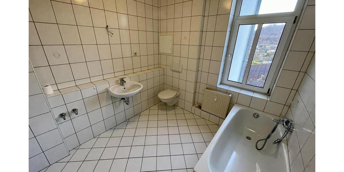 Große 1 Raum-Wohnung mit neuer Einbauküche & Wanne in Gera-Zwötzen! - Etagenwohnung Gera Zwötzen | Angebot:27022916