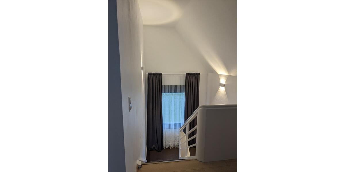 Einfamilienhaus Mastershausen - 5 Zimmer, 130 m&sup2;, 1.000&euro; | Angebot:25957926