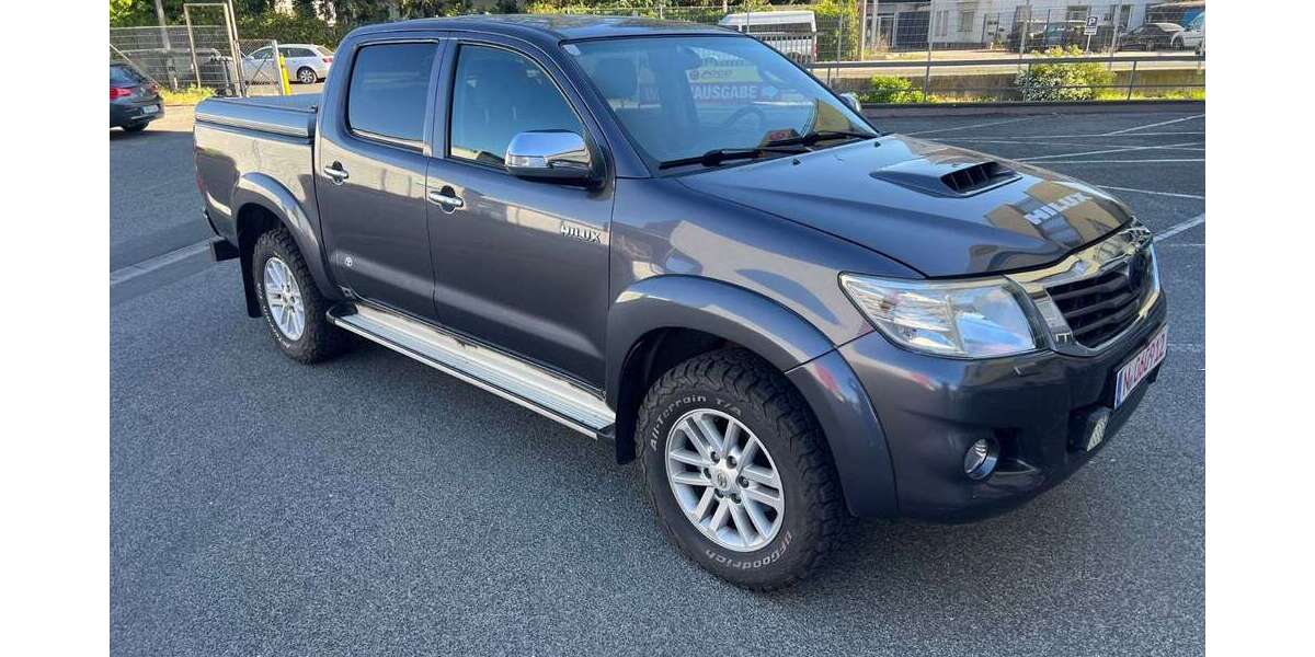 Toyota Hilux 270.000 km 14.900 &euro; Nürnberg 90431