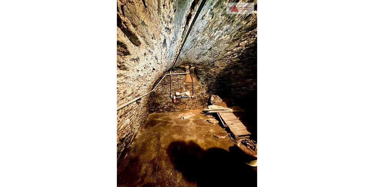 Mehrfamilienhaus, Wohnhaus Annaberg-Buchholz Annaberg - 7 Zimmer, 202 m&sup2;, 80.000&euro; | Angebot:25374662