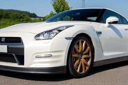 Nissan GT-R 74.500 km 83.549 &euro; Heidenau 01809