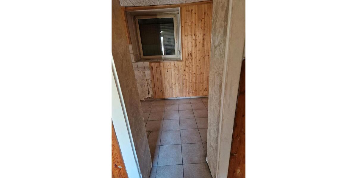 Einfamilienhaus Schkopau - 4 Zimmer, 94 m&sup2;, 75.000&euro; | Angebot:24852052