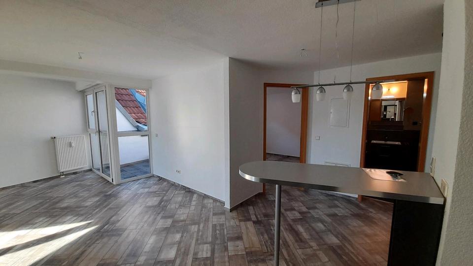 Etagenwohnung Hettstedt - 2 Zimmer, 58 m&sup2;, 670&euro; | Angebot:25551042