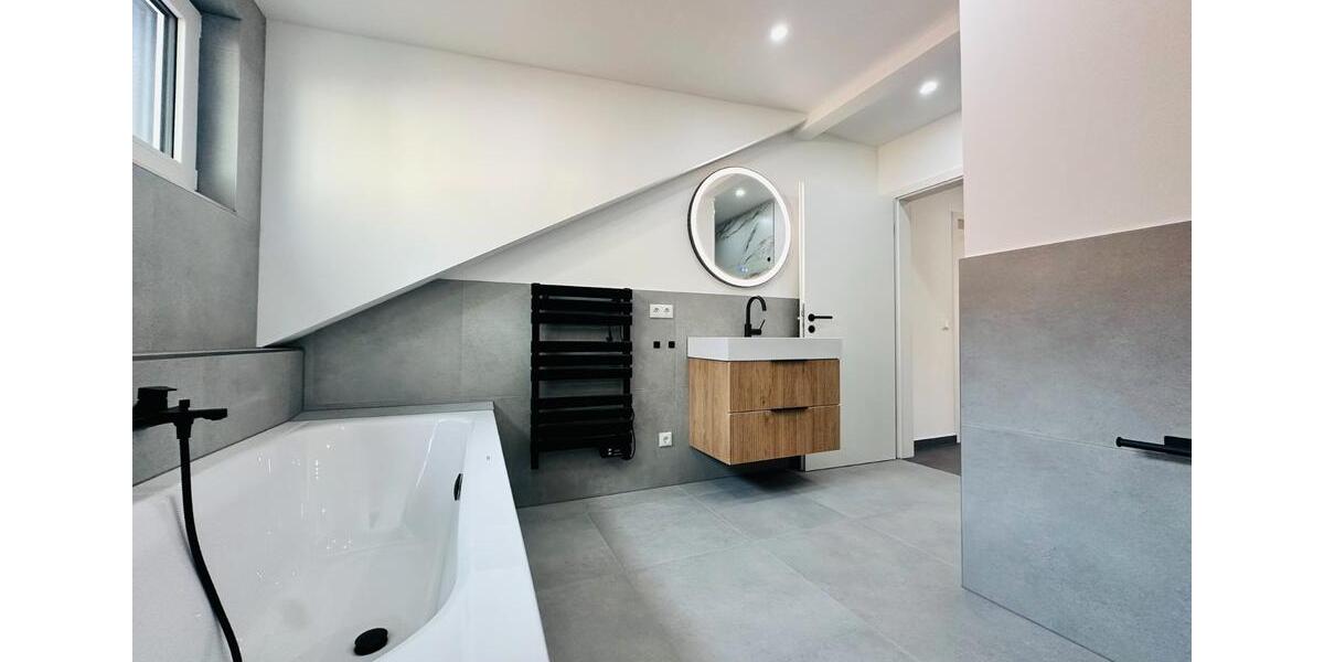 Etagenwohnung Michelau in Oberfranken - 4 Zimmer, 110 m&sup2;, 319.000&euro; | Angebot:26823818