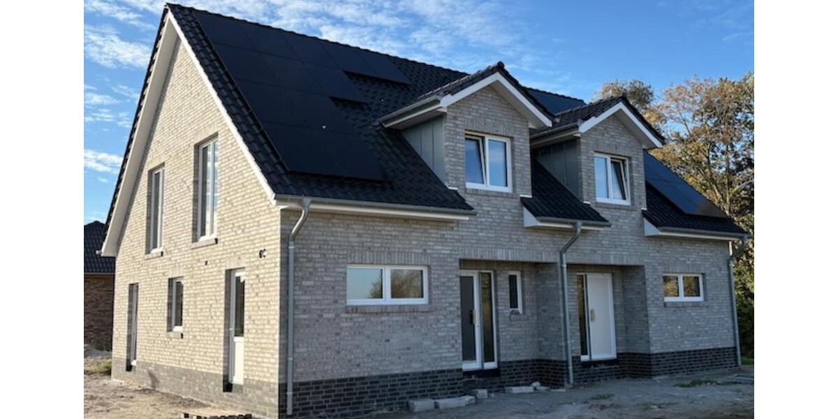 Neubau-DHH mit Seelage – energieeffizient, Garten, moderne Ausst. 4 zimmer