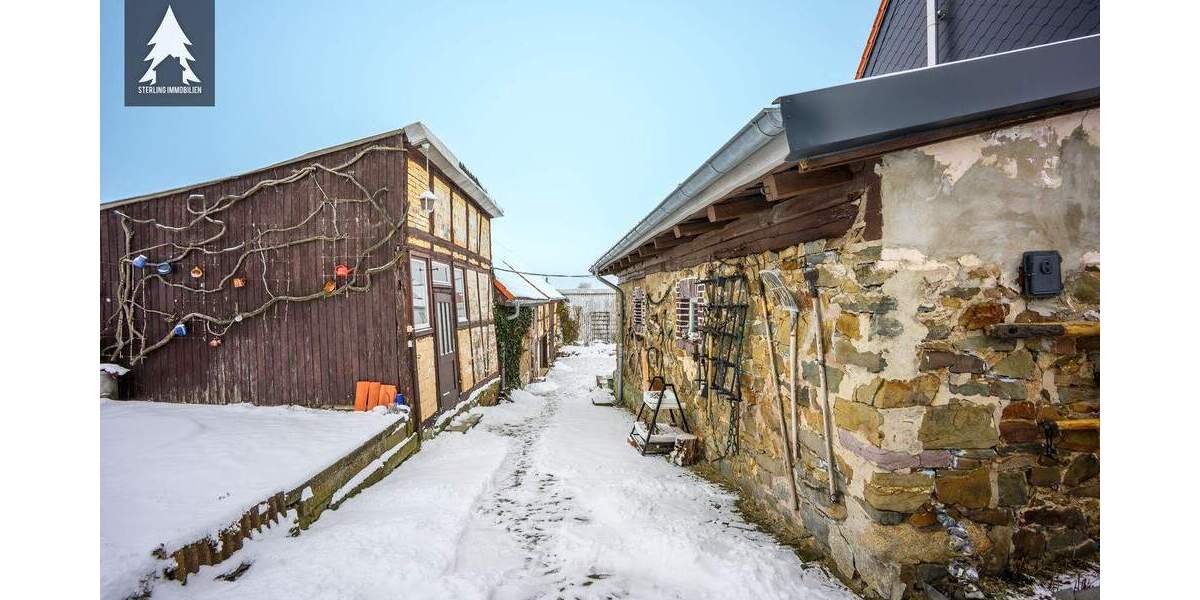 Bauernhaus, Landhaus Straßberg Straßberg - 7 Zimmer, 230 m&sup2;, 249.000&euro; | Angebot:25681797