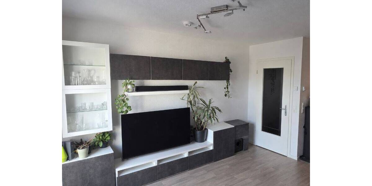 Etagenwohnung Berlin Hellersdorf - 3 Zimmer, 64 m&sup2;, 1.071&euro; | Angebot:26358738