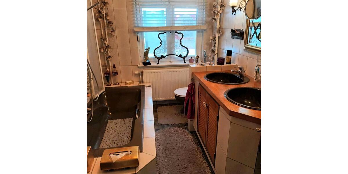 Reihenhaus Aachen Aachen-Mitte - 6 Zimmer, 135 m&sup2;, 289.000&euro; | Angebot:25942930